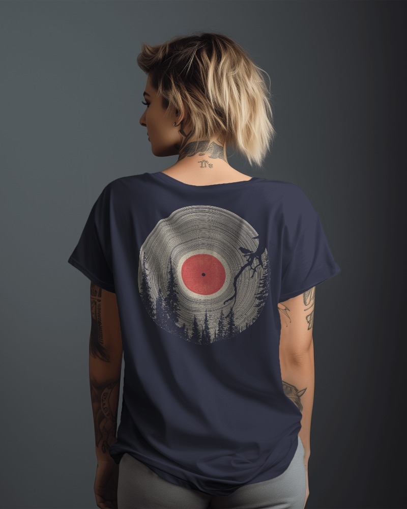 Футболка  от One Red Fox